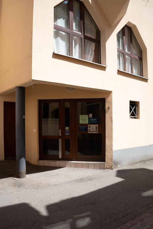 Little Mama 80 Meters From Public Parking Rapp Apartment Колмар Екстериор снимка